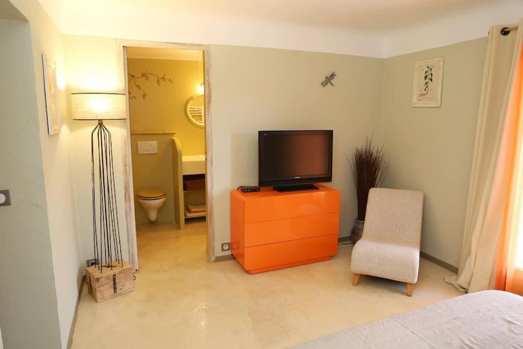 L'Oustaou Dorey Saint-Cyr-sur-Mer Extérieur photo