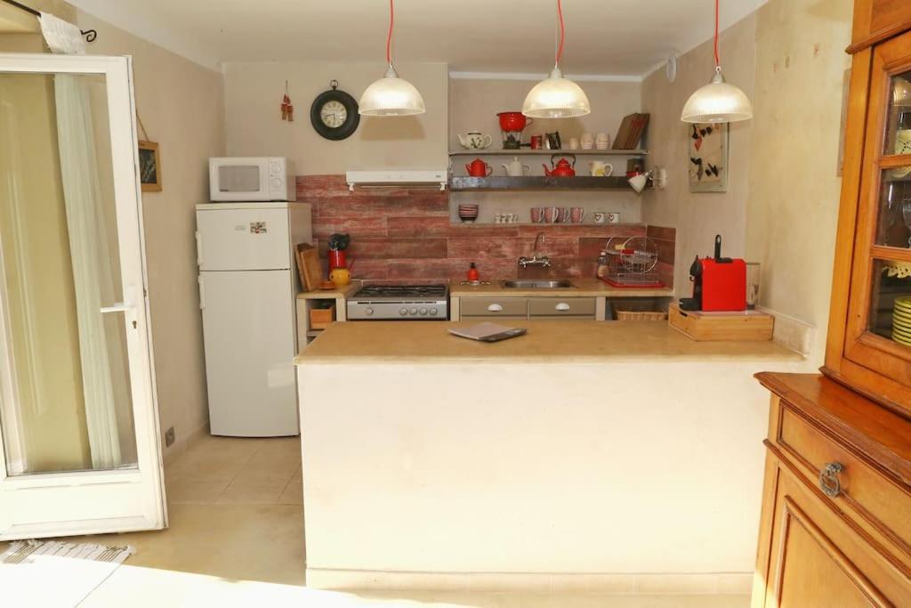 L'Oustaou Dorey Saint-Cyr-sur-Mer Extérieur photo